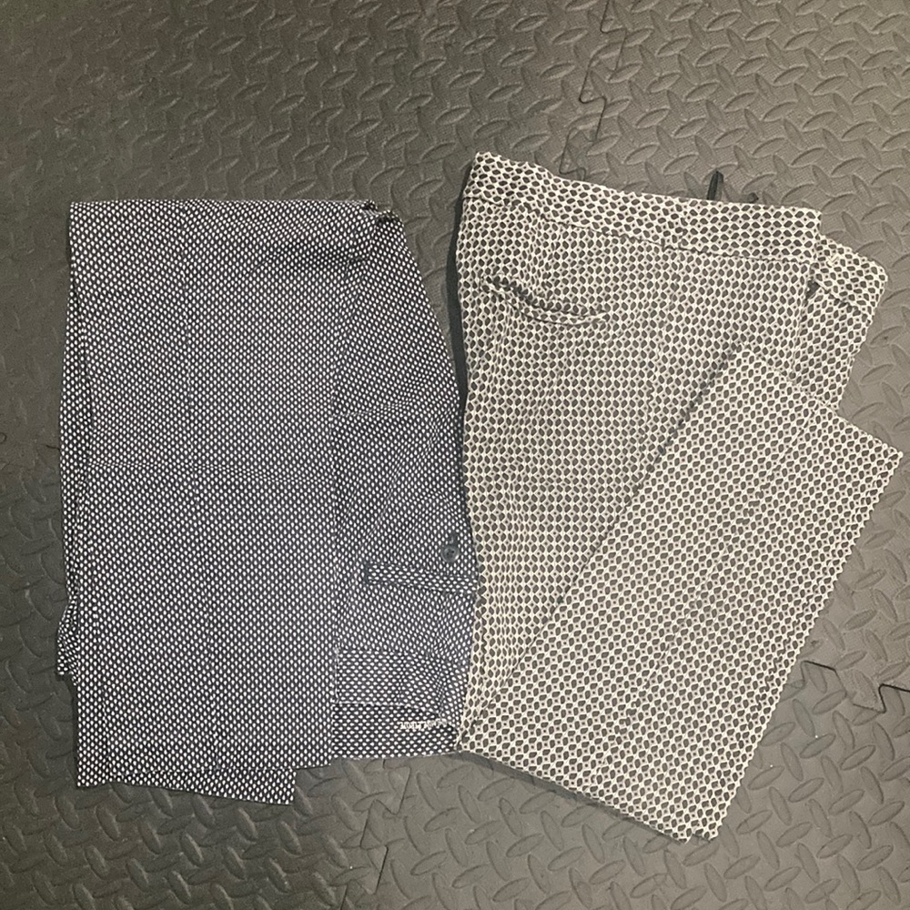 BUNDLE printed size 4 skinny ankle pants